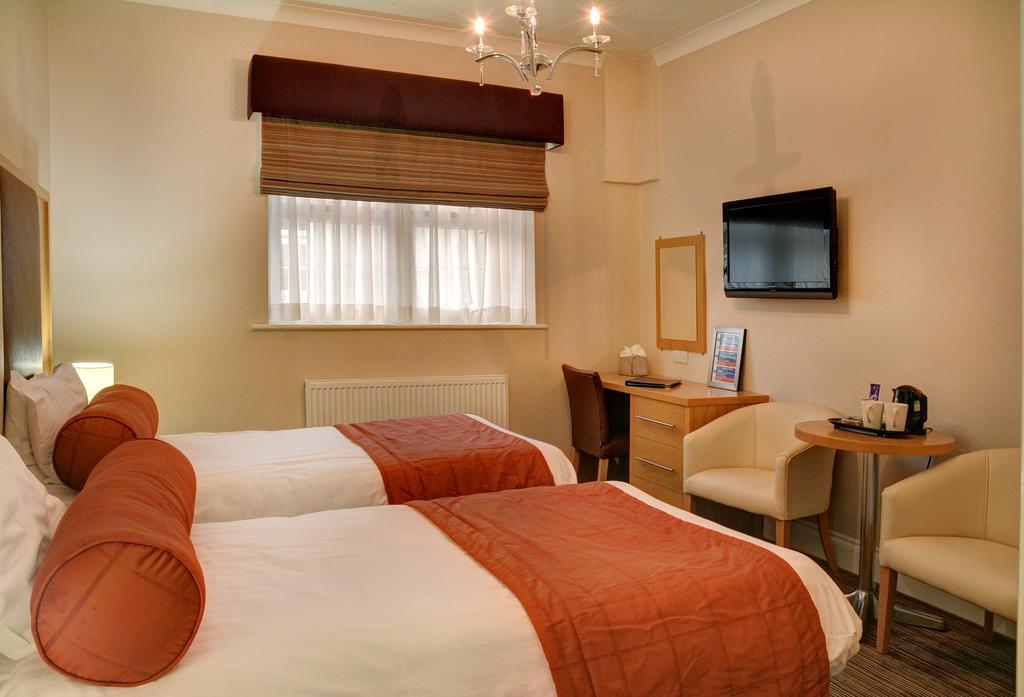 Lord Hill Hotel & Restaurant Shrewsbury Buitenkant foto