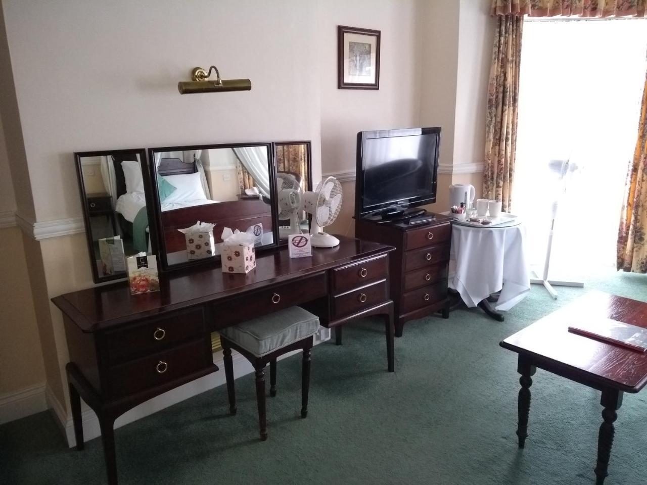 Lord Hill Hotel & Restaurant Shrewsbury Buitenkant foto